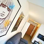 Apartament Every Sky Lesny Dom 18A-19